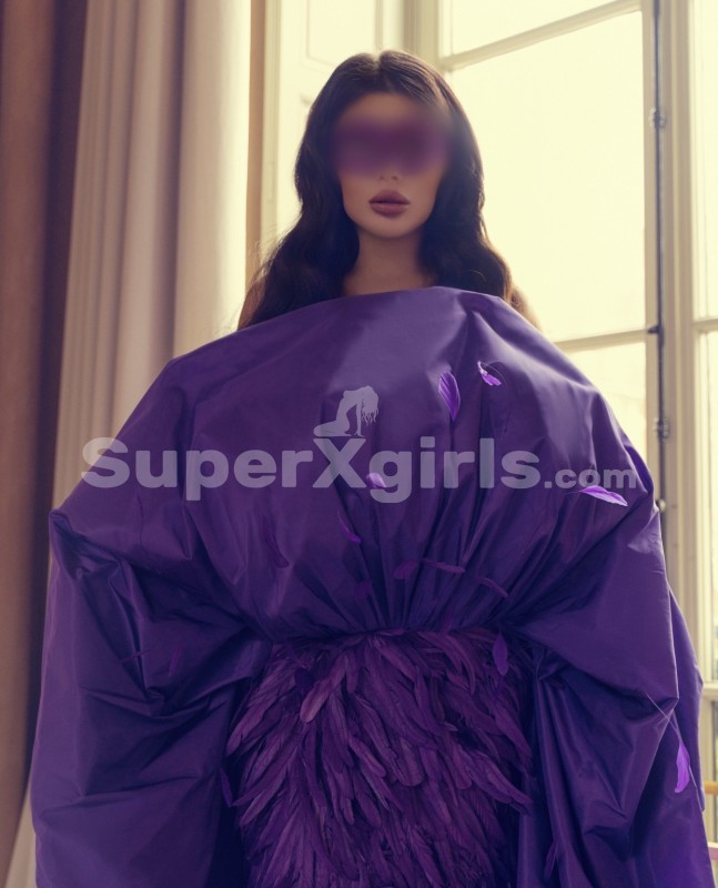 Ayah Bella Escort in Paris