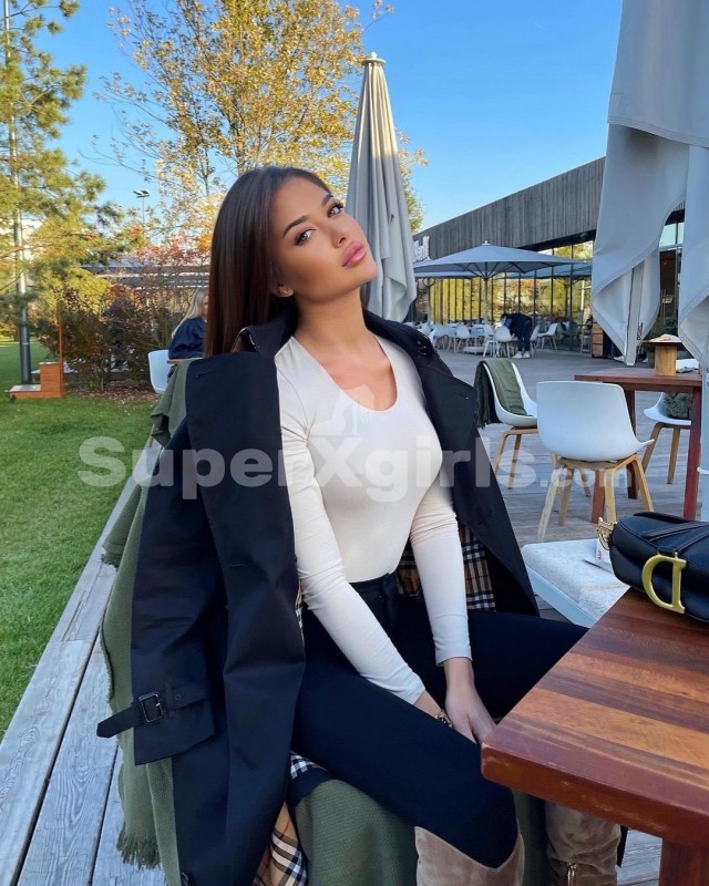 Angelina Escort in Dubai