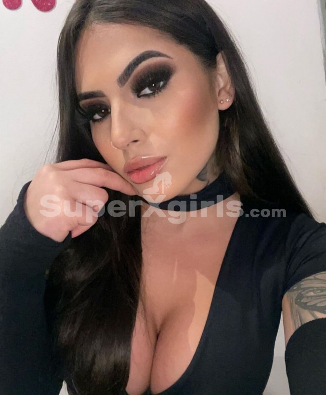 Loren Escort in Dubai