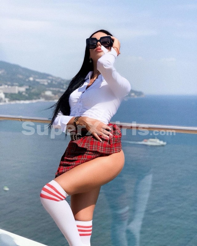 Karina Escort in Dubai