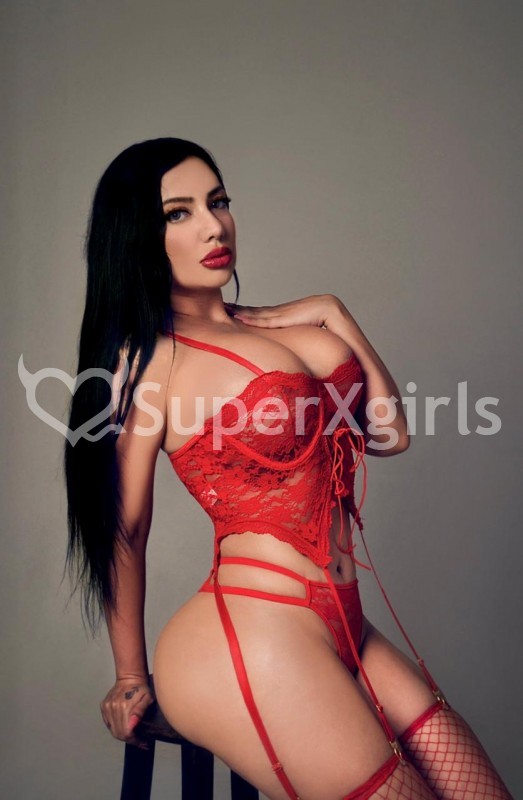 andrea belucci Escort in Cali