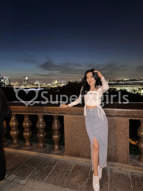 Darina البغايا موسكو