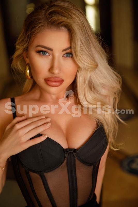 Regina Escort in Istanbul