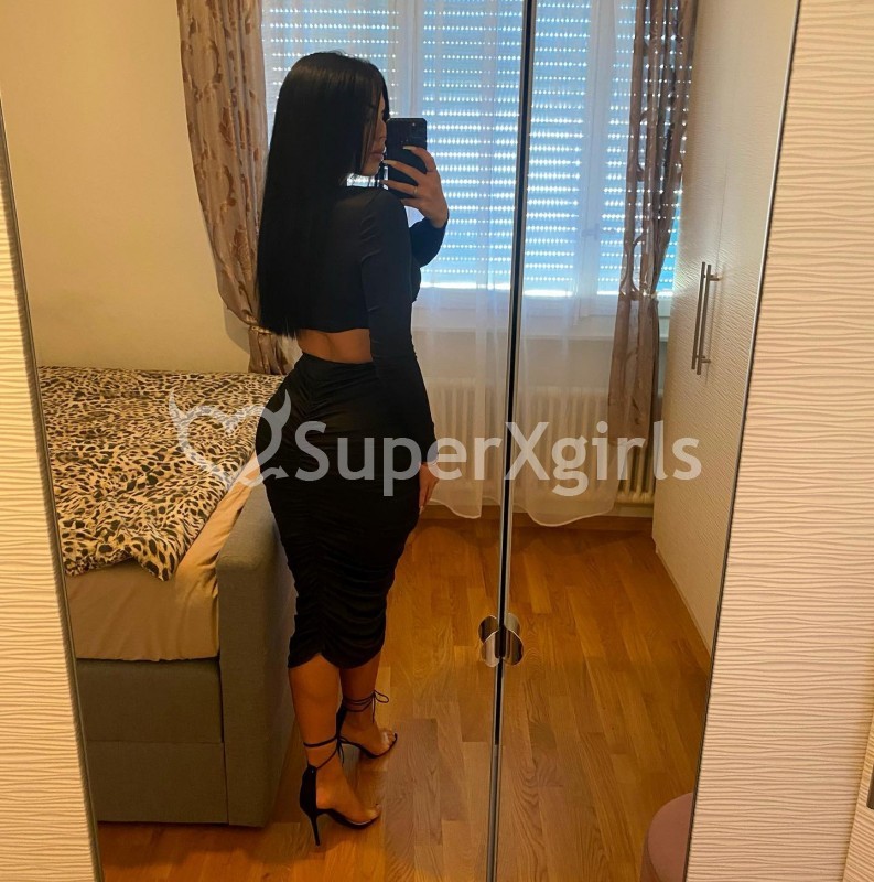 Feride Escort in Baku