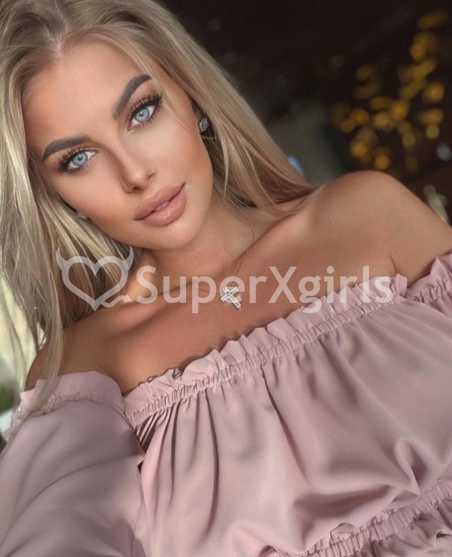 Alina Escort in Baku