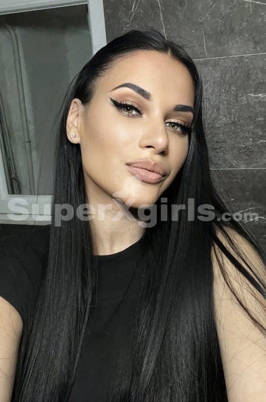 Ksenia Escort in Istanbul