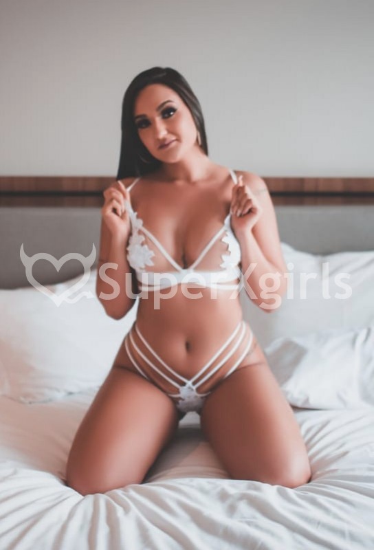 Ellen Escort in London