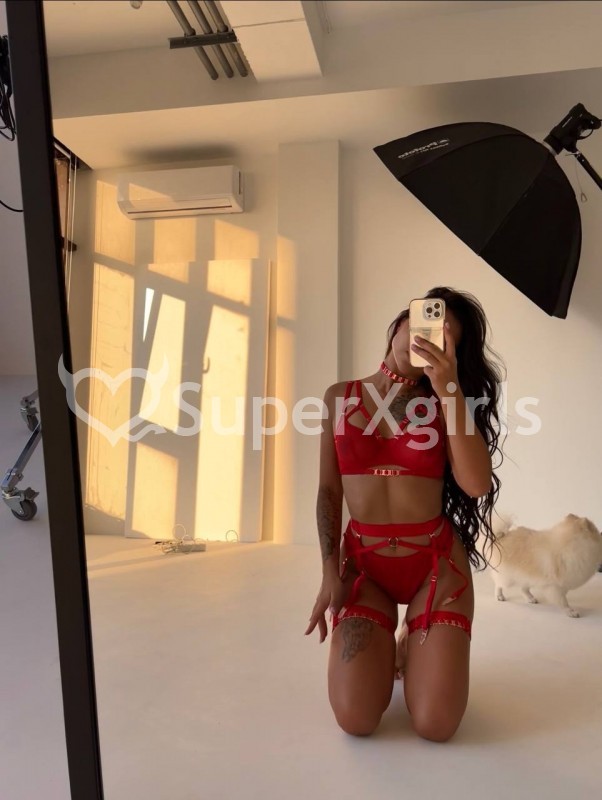 Juli Escort in Baku