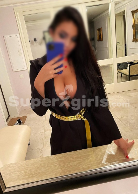 Maria Escort in London