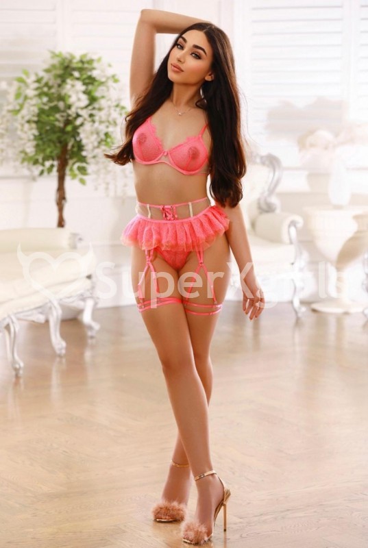 Aimee Escort in London