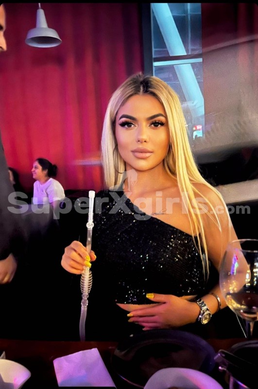 monica Escort in Istanbul