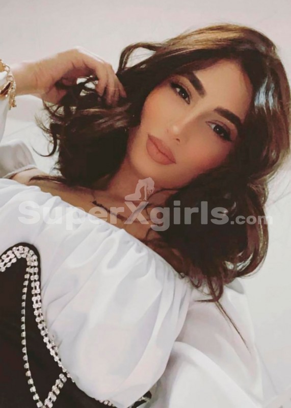 Adele Escort in Dubai