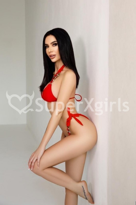 ALYA Escort in London