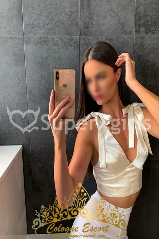 Anja Escort in Cologne