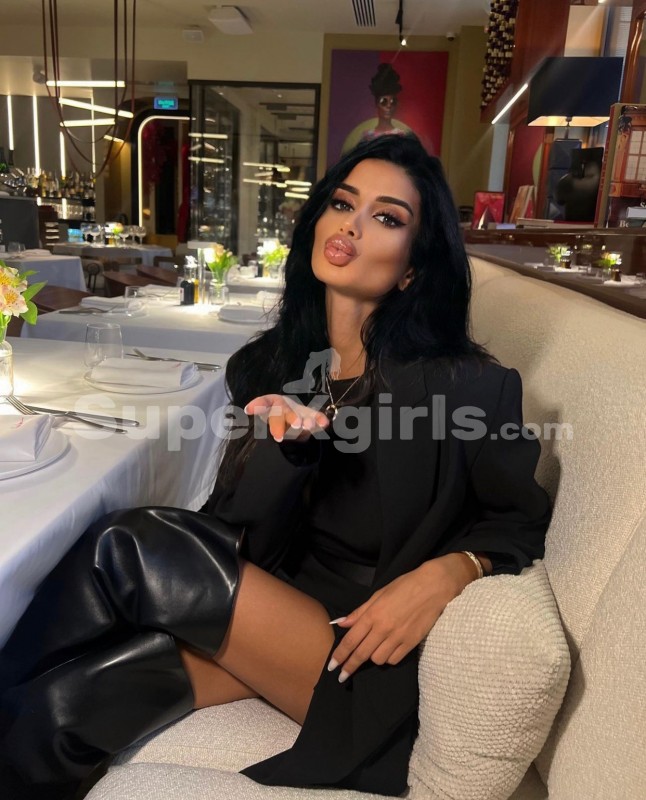 Amina Escort in Izmir