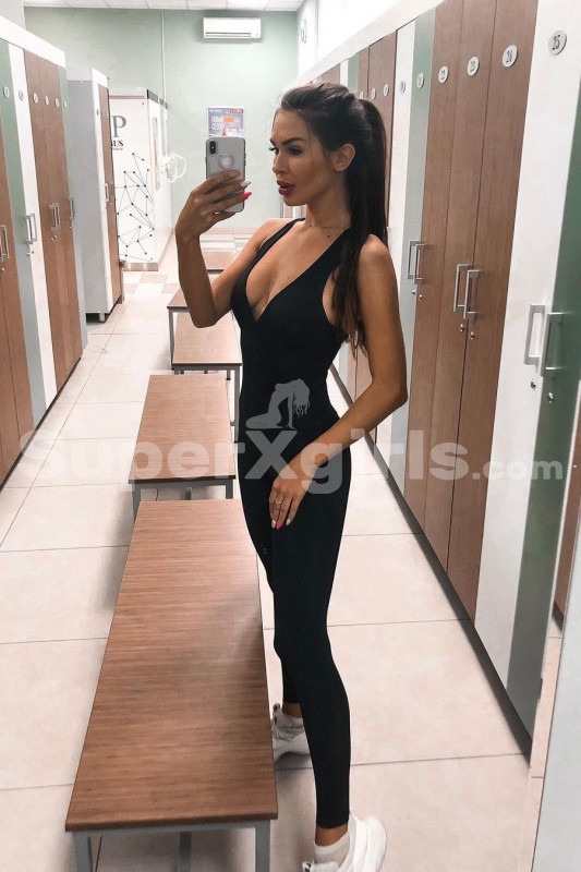 Amina Escort in Dubai