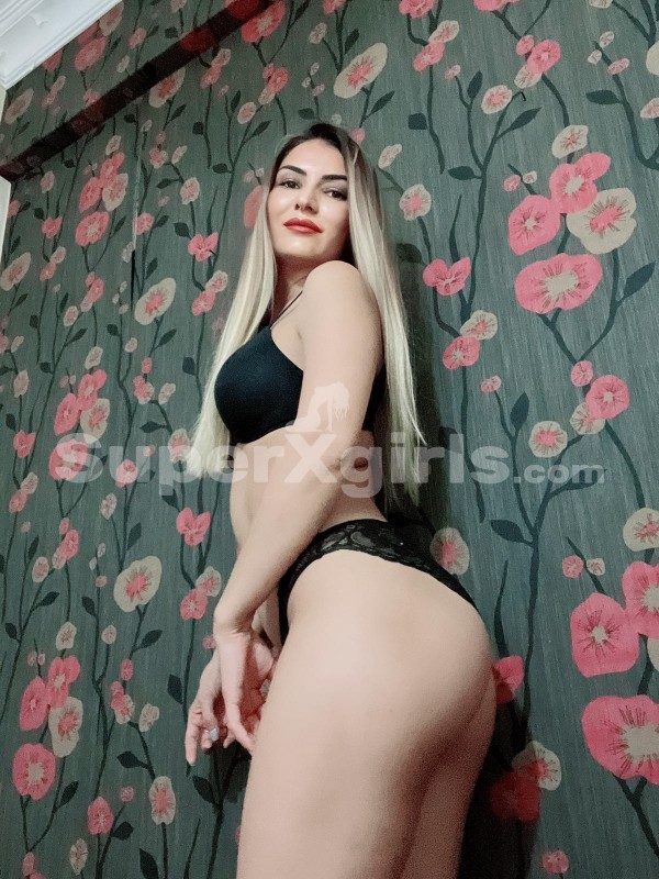 rasha Escort in Istanbul