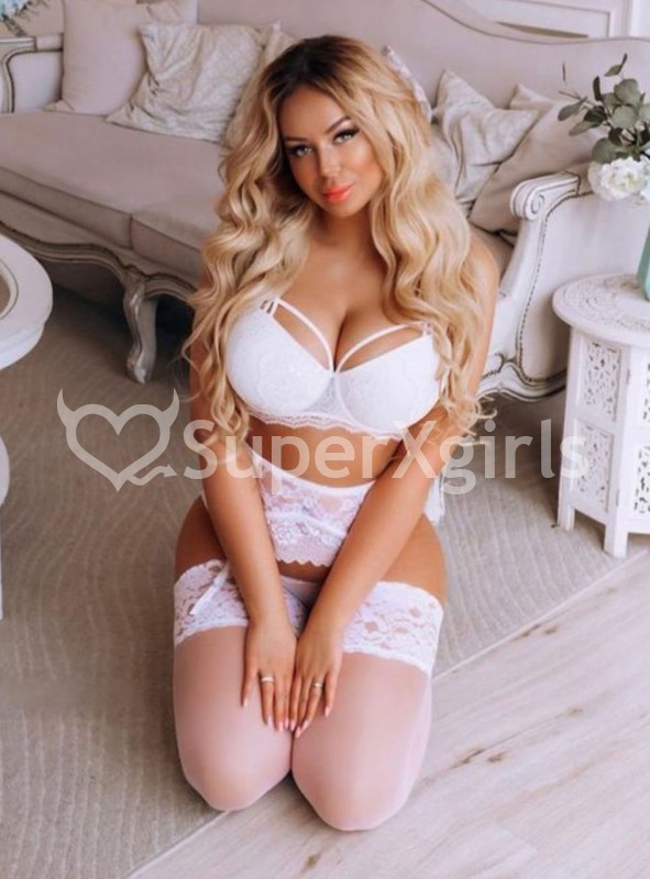 Ashley Escort in St Albans