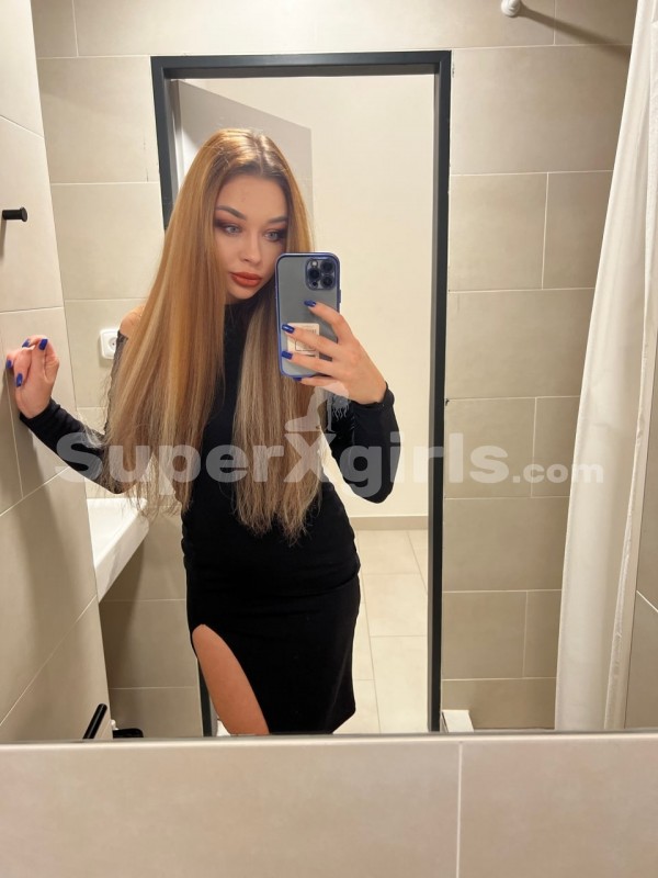 Anna Escort in Dubai