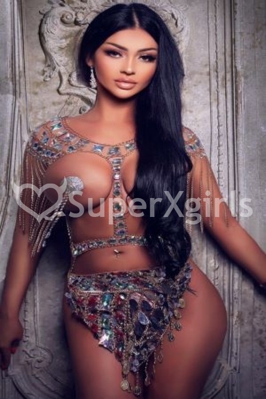 Lara Escort in London