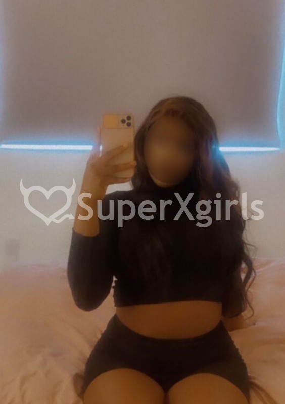 Courtney Escort Essex