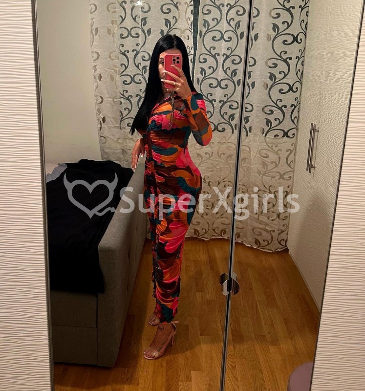 Feride Escort in Baku