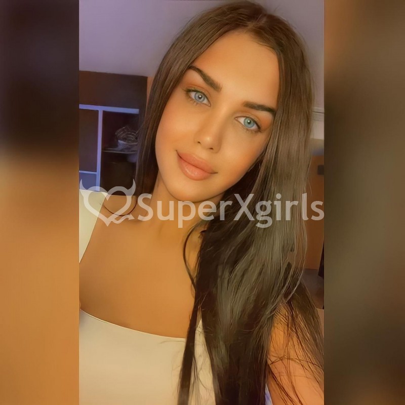 Esya Escort in Baku