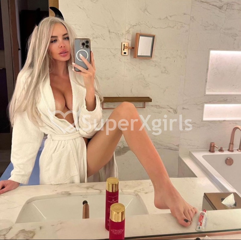 laura Escort Istanbul