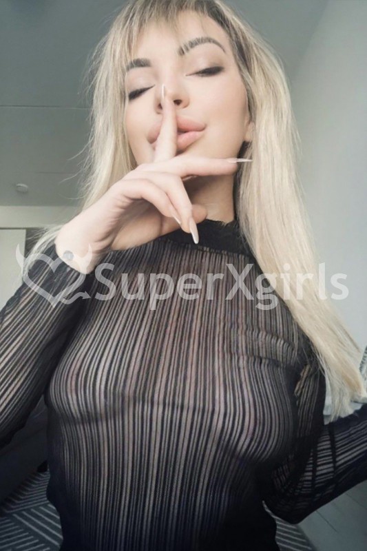 Varvara مرافقة لندن
