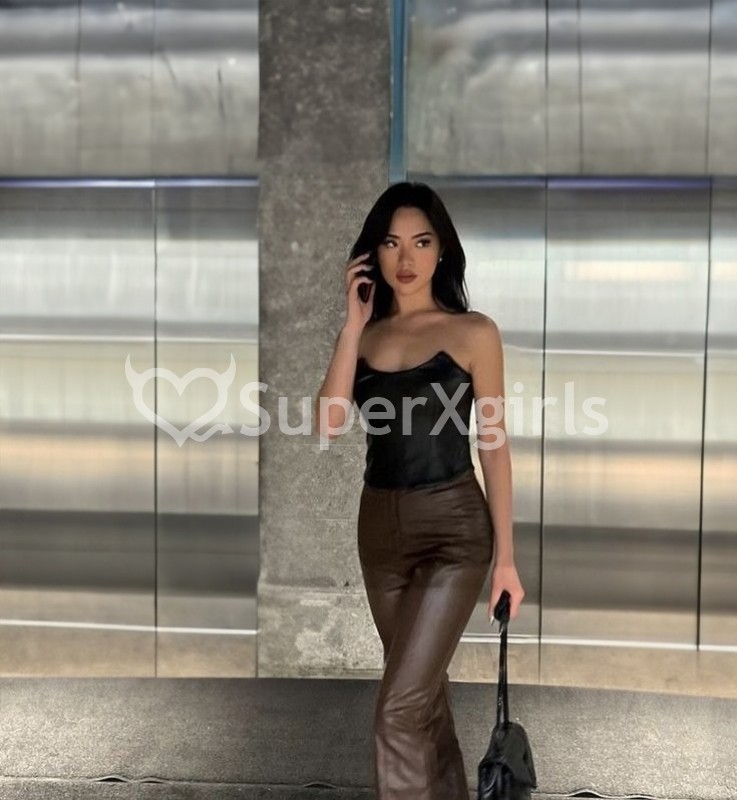 selin مرافقة إزميت