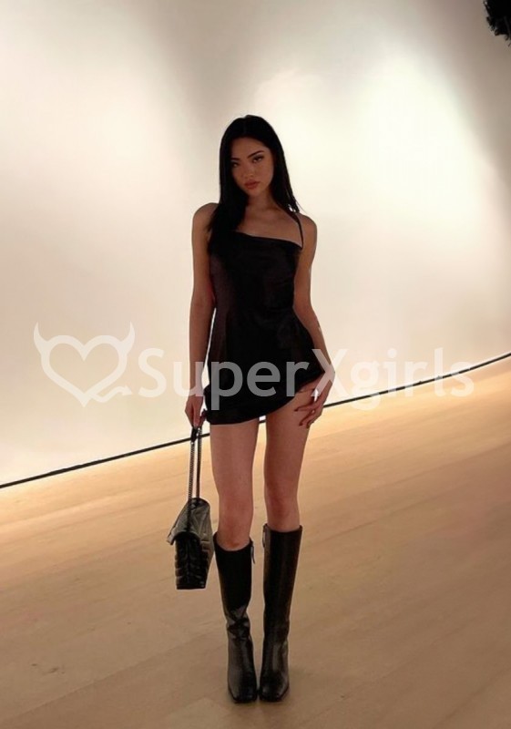 selin مرافقة إزميت
