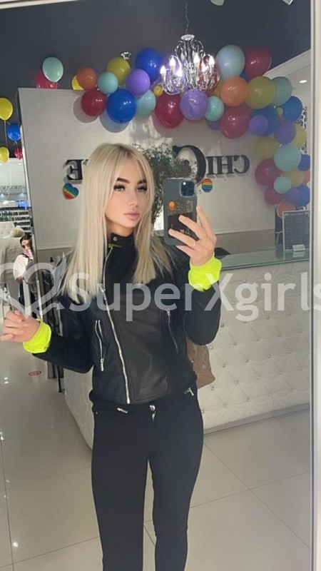 Syntya مرافقة تل أبيب