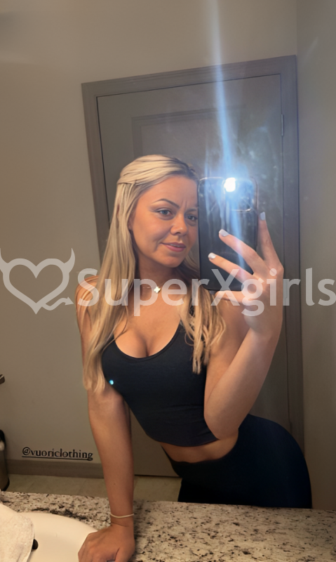 Cleo مرافقة أمستردام