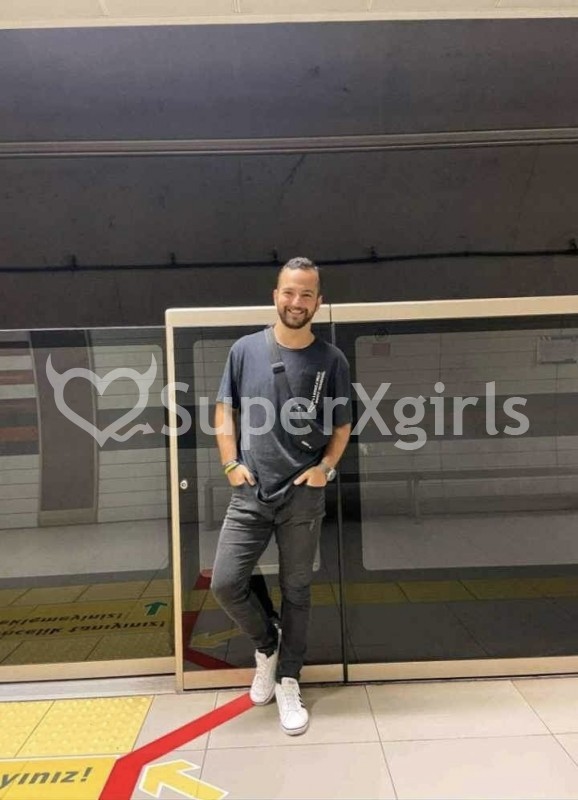 Mert الأولاد اسطنبول
