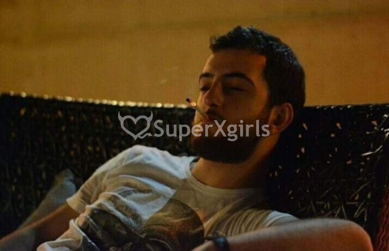Mert الأولاد اسطنبول