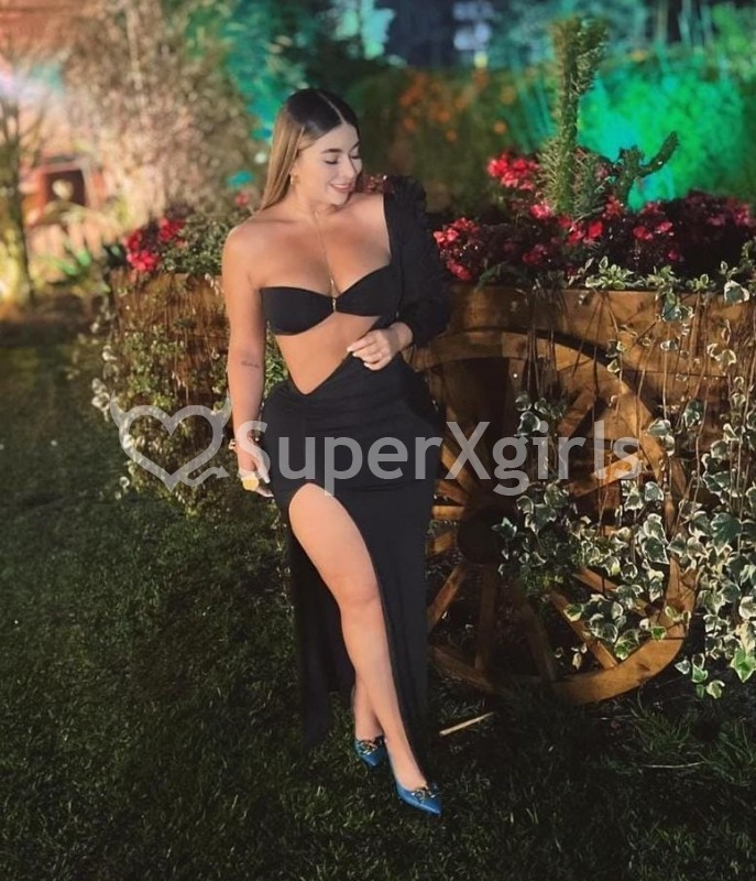 Larisaa ესკორტი კუნძული სანტორინი