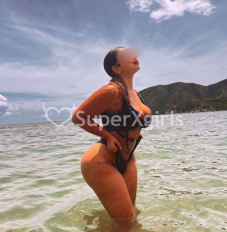 Larisaa ესკორტი კუნძული სანტორინი