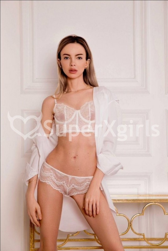 Kamila Escort Dubai