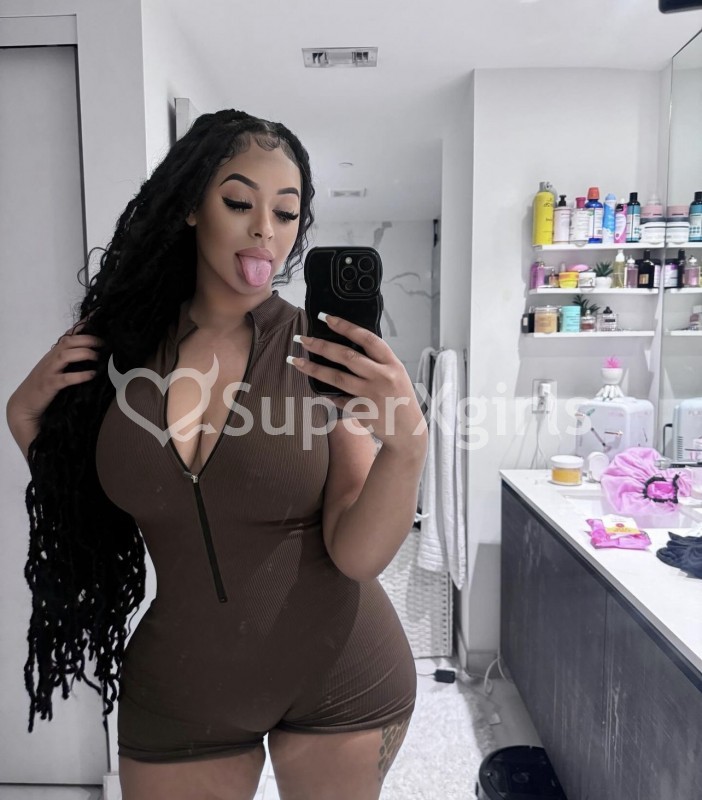 Kayla مرافقة دنفر
