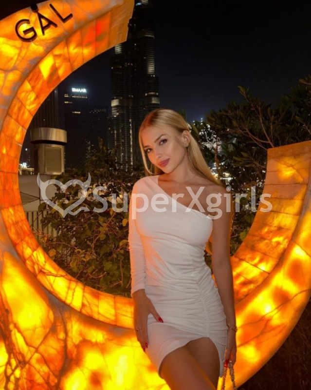 Kira Chicas Escorts Dubái