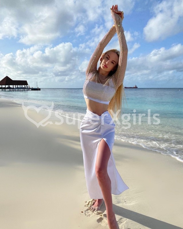 ALYONA ליווי הרצליה