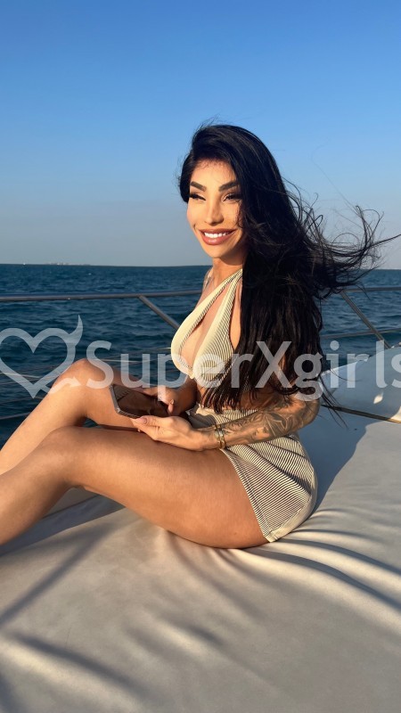 Kalliny Nomura ტრანსსექსუალები ბუქარესტი