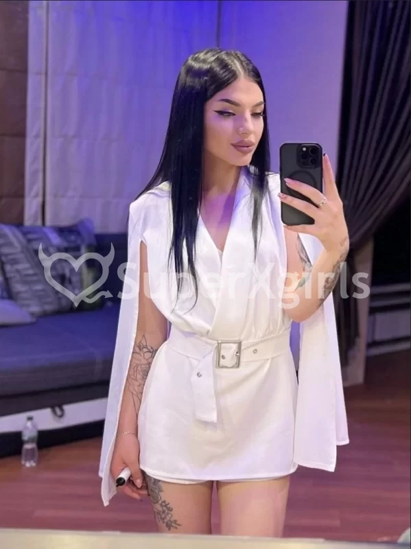 Alexandra ליווי דובאי