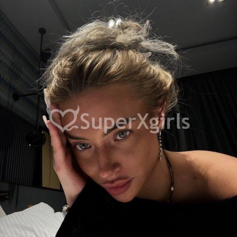 Amelia مرافقة موسكو