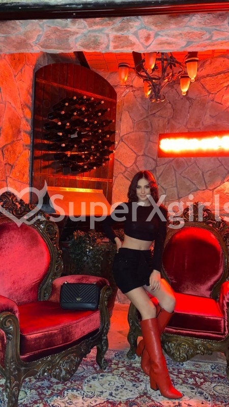 Simge Chicas Escorts Estambul