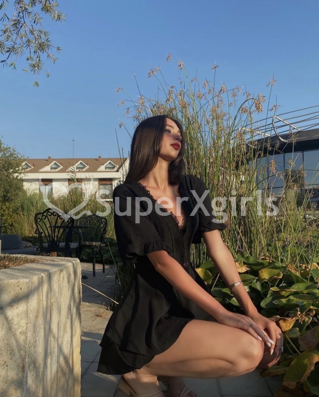 Cemre hộ tống Istanbul