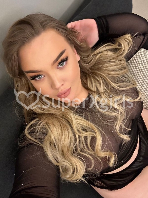 Alina Chicas Escorts Manama