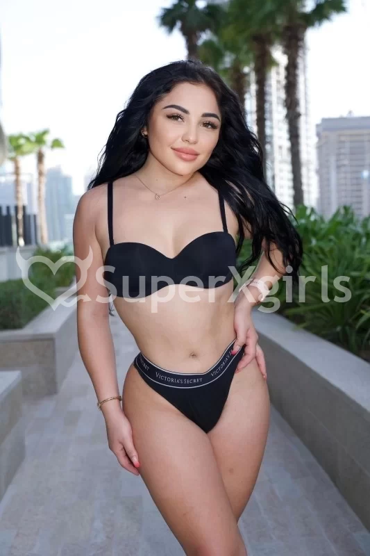 Yana Escolta Dubai