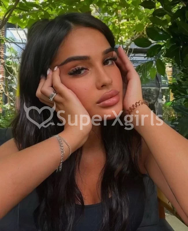 Elina Συνοδεία Ντουμπάι