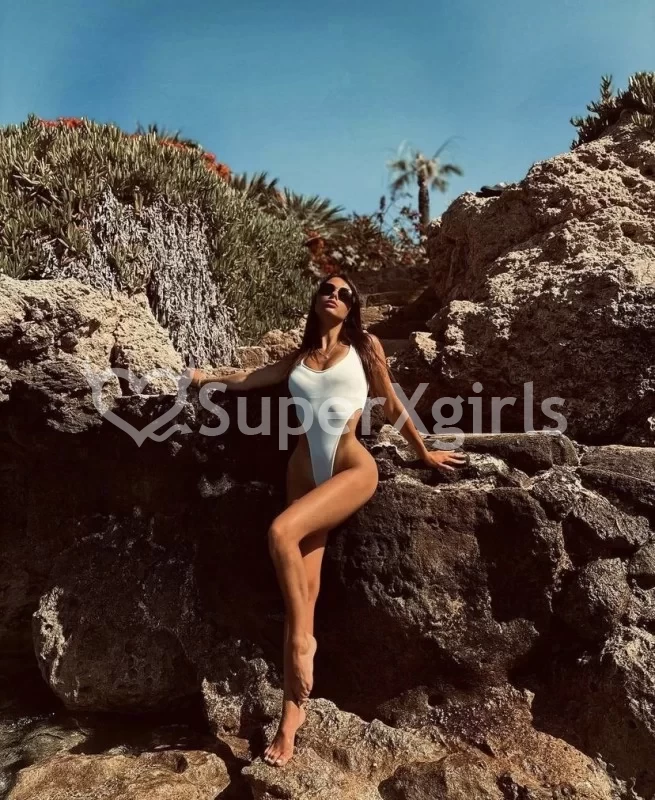 Adriana Chicas Escorts Rodas